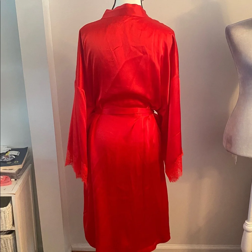 Soma brand Red CXL robe no flaws - Picture 6 of 11